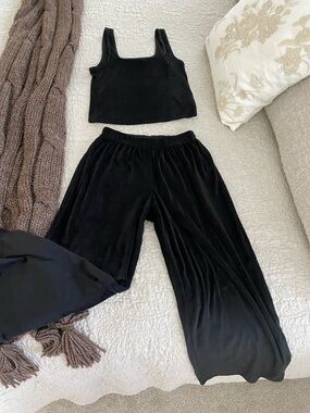 Old Navy Black Velvet Pajama Set - Cropped Tank & Wide Leg Pants